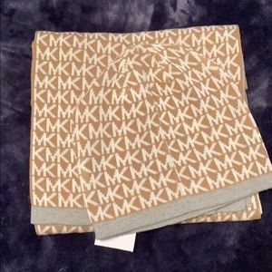 NWT Michael Kors scarf and hat set